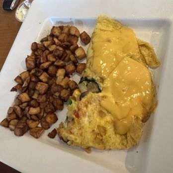 Flashback Diner - Diners Near Me - Hallandale Beach, Florida