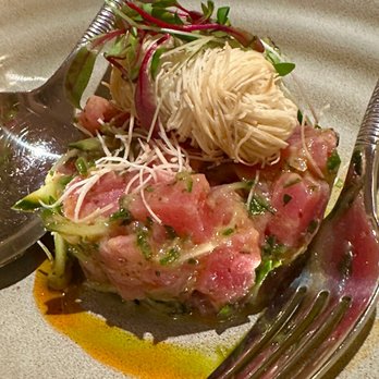 Violí Oakbrook - Tuna Tartare - Greek Near Me - Oak Brook, Illinois Violí Oakbrook - Tuna Tartare - Greek Near Me - Oak Brook, Illinois