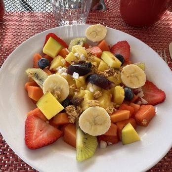 Las Vistas Cafe - FRESH LOCAL fruit bowl. - Breakfast & Brunch Near Me - Fajardo, Puerto Rico Las Vistas Cafe - FRESH LOCAL fruit bowl. - Breakfast & Brunch Near Me - Fajardo, Puerto Rico