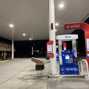 Mobil - Gas Stations Near Me - Warren, Michigan