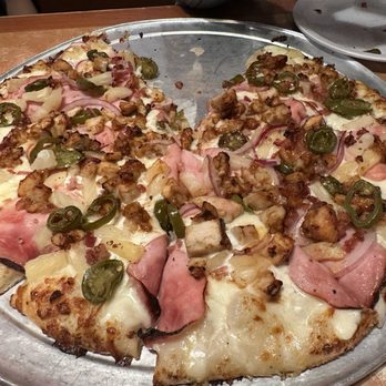 Toppers Pizza Place - Hawaiian Heat! - Pizza Near Me - Simi Valley, California Toppers Pizza Place - Hawaiian Heat! - Pizza Near Me - Simi Valley, California