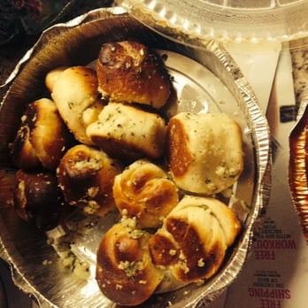 Marinara Pizza - Gralic knots - Pizza Near Me - Plano, Texas Marinara Pizza - Gralic knots - Pizza Near Me - Plano, Texas