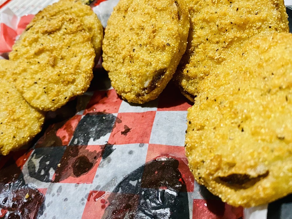 Bucky Bee's BBQ, Cave City Roadtrippers