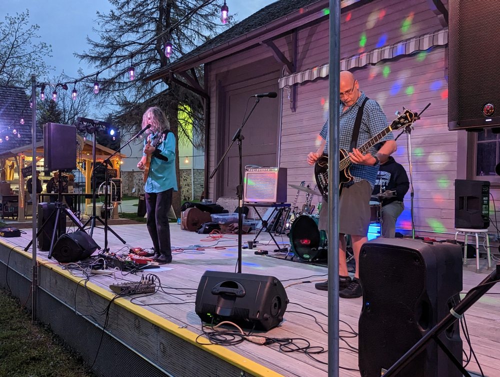 OLD FALLS VILLAGE BEER GARDEN Updated October 2024 24 Photos