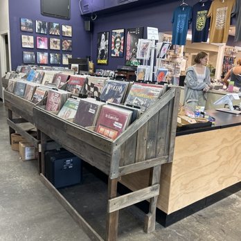 Fourth Rock Records - Vinyl Records Near Me - Dripping Springs, Texas Fourth Rock Records - Vinyl Records Near Me - Dripping Springs, Texas
