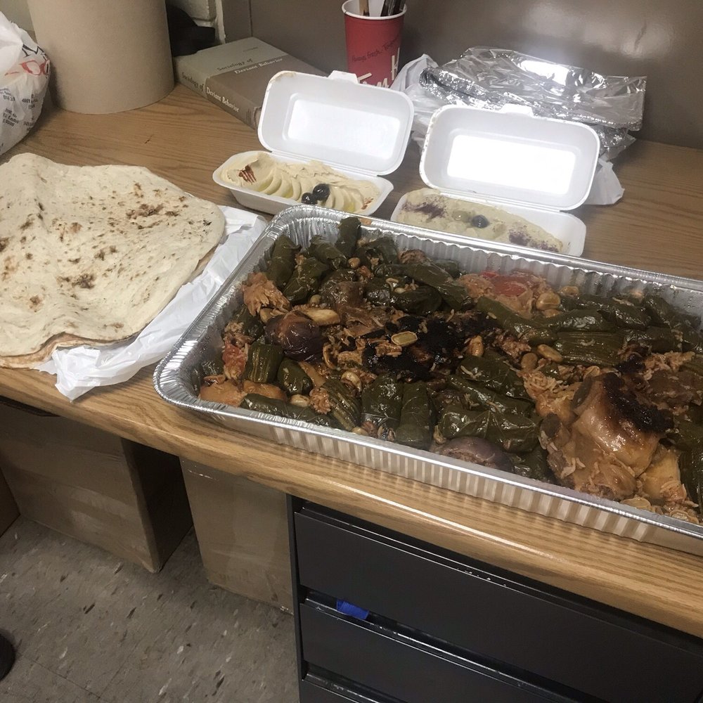 Kahramana Restaurant - Giant pita, hummus, baba ganoush, rice, stuffed grape leaves with meat. Delicious - Middle Eastern Near Me - Mississauga, Ontario Kahramana Restaurant - Giant pita, hummus, baba ganoush, rice, stuffed grape leaves with meat. Delicious - Middle Eastern Near Me - Mississauga, Ontario