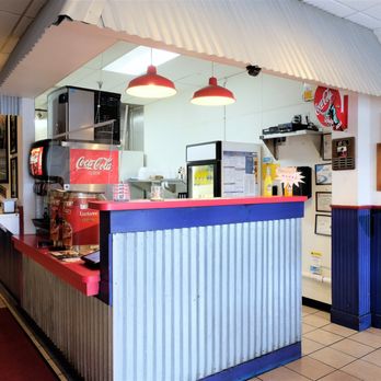 US Cafe - interior - Burgers Near Me - Smyrna, Georgia US Cafe - interior - Burgers Near Me - Smyrna, Georgia
