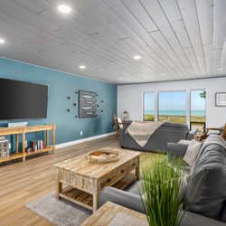 Windrush Inn - TV