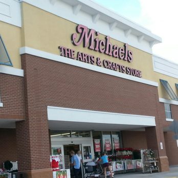 Michaels - Packed full of holiday decorations and more for anyone who needs a creative outlet. - Arts & Crafts Near Me - Jacksonville, Florida