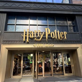 Harry Potter Shop - Entrance - Toy Stores Near Me - Chicago, Illinois