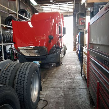 Boss Truck Shop - The shop - Commercial Truck Repair Near Me - Ogden, Utah Boss Truck Shop - The shop - Commercial Truck Repair Near Me - Ogden, Utah