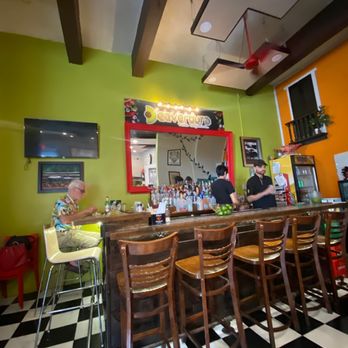 Deaverdura - Bar area - Puerto Rican Near Me - San Juan, Puerto Rico