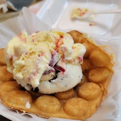 Cleveland's Old Fashioned Ice Cream - Bubble cone with strawberry cheesecake and cookies and cream icecream