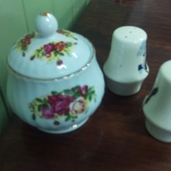 Lantern Tea Rooms - Sugar Bowl