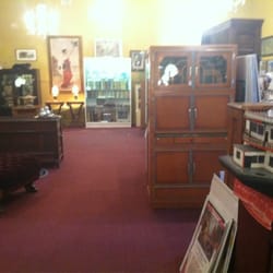 Kelly's Antique World