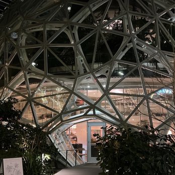 Willmott's Ghost - Inside a sphere! - Italian Near Me - Seattle, Washington