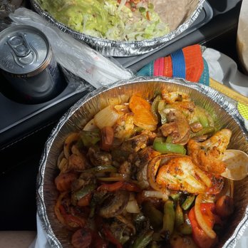 Tres Amigos - Amazing veggie fajitas. No cheese, no sour cream - Mexican Near Me - Cheyenne, Wyoming Tres Amigos - Amazing veggie fajitas. No cheese, no sour cream - Mexican Near Me - Cheyenne, Wyoming