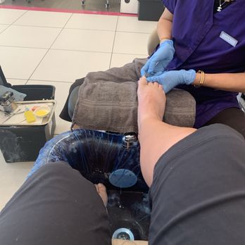Diva Nails Spa & Wax Center - Nail Salons Near Me - Davis, California