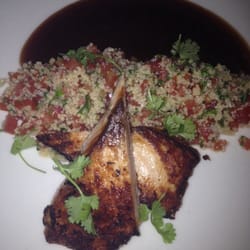 Almíbar - Salmón en salsa de tamarindo con cous cous