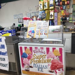 Pam's Markets - Pam's Market of Dedham -- 366 Bridge Street / Route 109, Dedham          Interior
