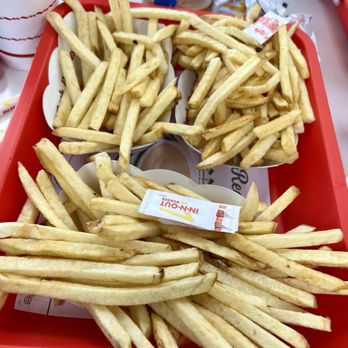 In-N-Out Burger - Fast Food Near Me - Sacramento, California In-N-Out Burger - Fast Food Near Me - Sacramento, California