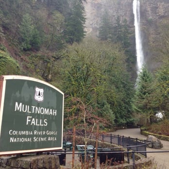 Multnomah Falls - Hiking Near Me - Bridal Veil, Oregon Multnomah Falls - Hiking Near Me - Bridal Veil, Oregon