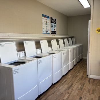 The Tallows at Peoria Apartments - Laundry room with new LG washers and dryers - Apartments Near Me - Peoria, Arizona The Tallows at Peoria Apartments - Laundry room with new LG washers and dryers - Apartments Near Me - Peoria, Arizona
