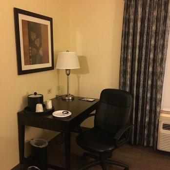 Hampton Inn Winfield - Big desk space. All new - Hotels Near Me - Winfield, Alabama Hampton Inn Winfield - Big desk space. All new - Hotels Near Me - Winfield, Alabama