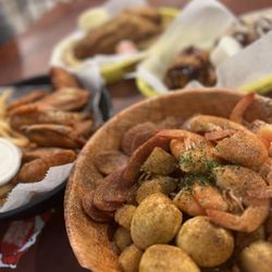 Crab Stop II - A seafood and wing feast