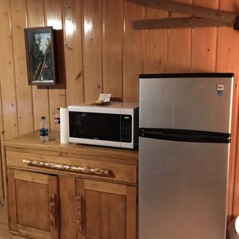 Yellowstone Inn - Cabin 4 had a kitchenette, too!!! - Hotels Near Me - West Yellowstone, Montana