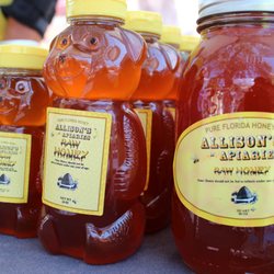 All our honey varieties have a unique, totally natural flavor profile with no preservatives, additives, or mixing. The bees mix it!