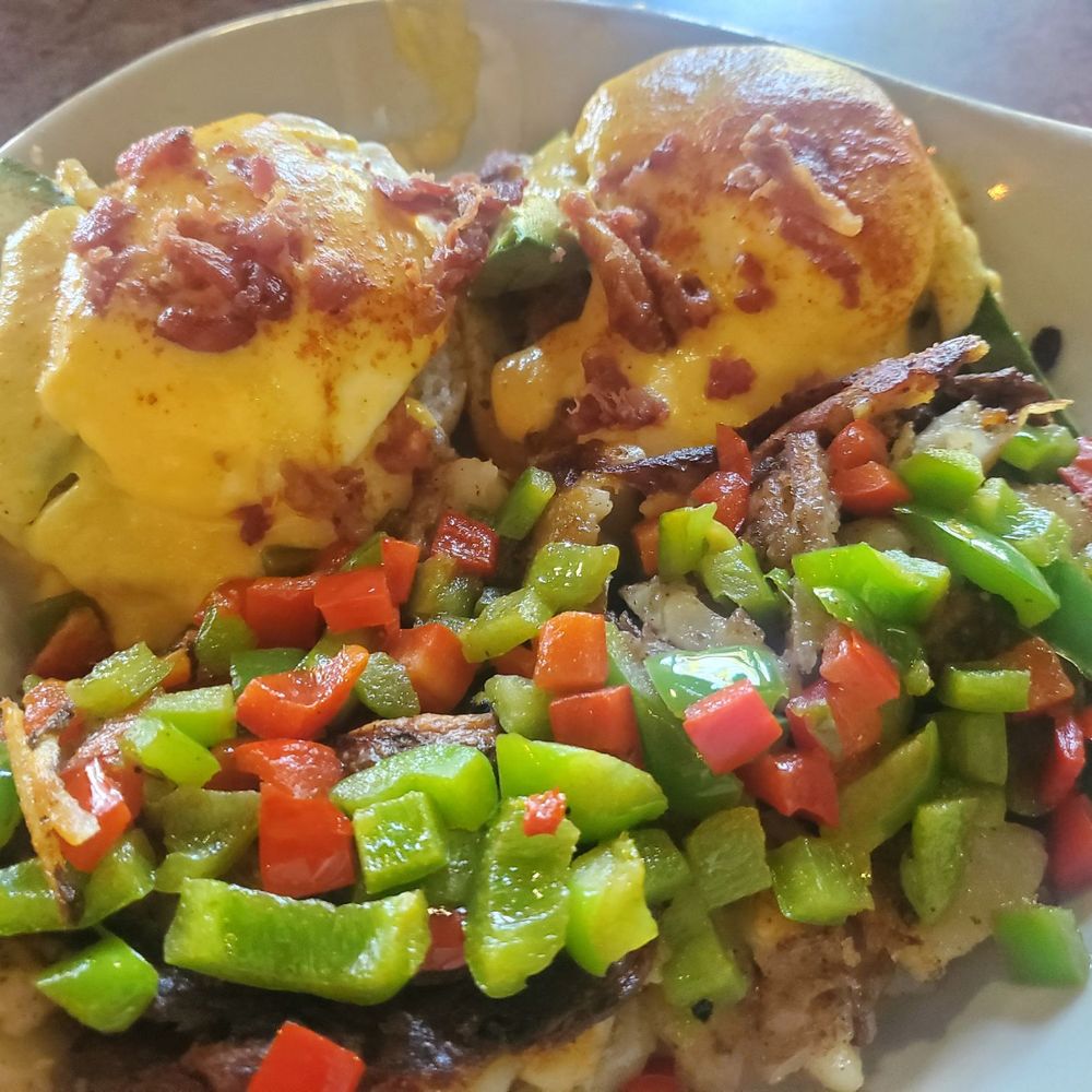 Huckleberry's - California Benedict. Fried green tomatoes were awful. I added bacon and it didn't taste good, either. Hollandaise tasted like vinegar. - Breakfast & Brunch Near Me - Fairfield, California