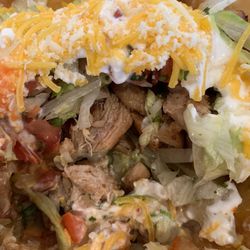 La Posta De Acapulco - Tons of flavor, juicy and a generous portion of pollo asado in the Mexican salad.