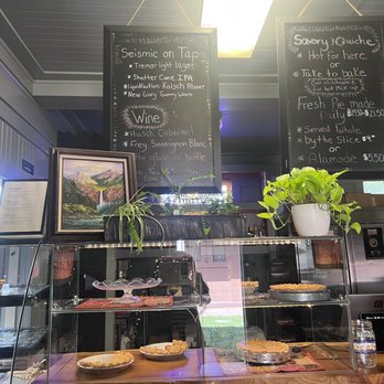 Kemmy's Pies - Bakeries Near Me - Willits, California