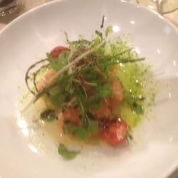235 Restaurant - Tartare de saumon