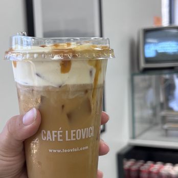 Leovici - Caramel Cold Brew with splash of Oatmilk - Cafes Near Me - Tustin, California