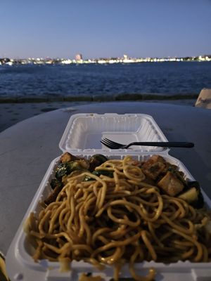 Yoki Express - Asian kitchen & Poke Bowls by null