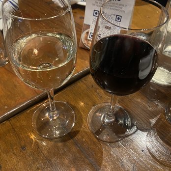 Bono Trattoria - Pizza Near Me - New York, New York