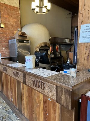 Niki's Pizza by null