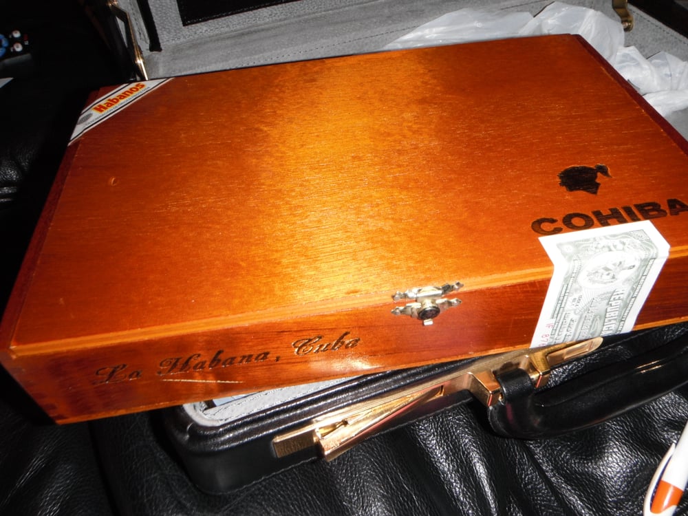 SMOKERS OUTLET Updated April 2024 14 Photos 1144 Huntington Dr