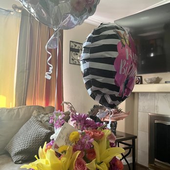 Angel's Flowers - Flowers not lasting long at all, and balloons very deflated - Florists Near Me - Santa Ana, California Angel's Flowers - Flowers not lasting long at all, and balloons very deflated - Florists Near Me - Santa Ana, California