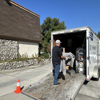 Elite Removal - We offer moving services, no matter how big or small the job is we got you covered! - Junk Removal & Hauling Near Me Elite Removal - We offer moving services, no matter how big or small the job is we got you covered! - Junk Removal & Hauling Near Me
