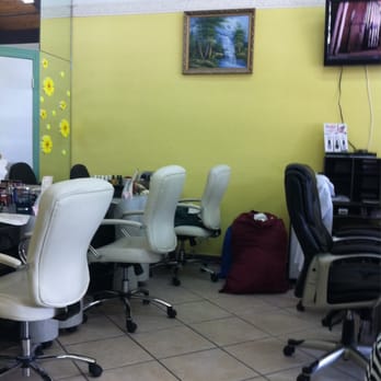 Waipio Nails - Nail Salons Near Me - Waipahu, Hawaii