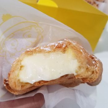 Beard Papa's - Vanilla - Desserts Near Me - Cupertino, California