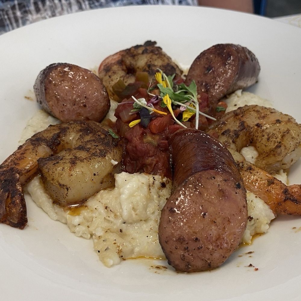 Tchotchke - Shrimp & Grits. Delicious - Breakfast & Brunch Near Me - St. Petersburg, Florida