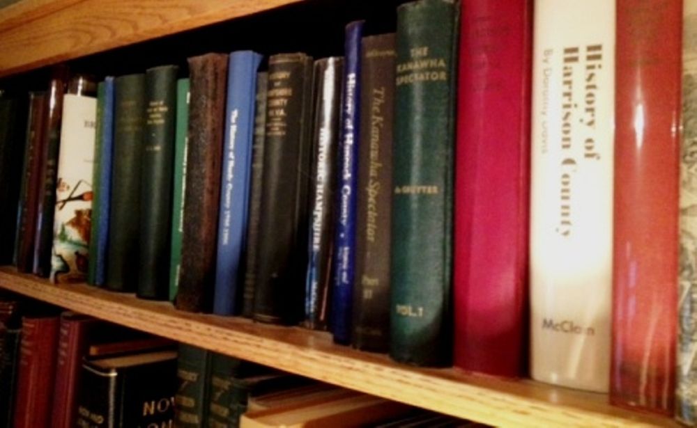 Mountain Heritage Books Logo