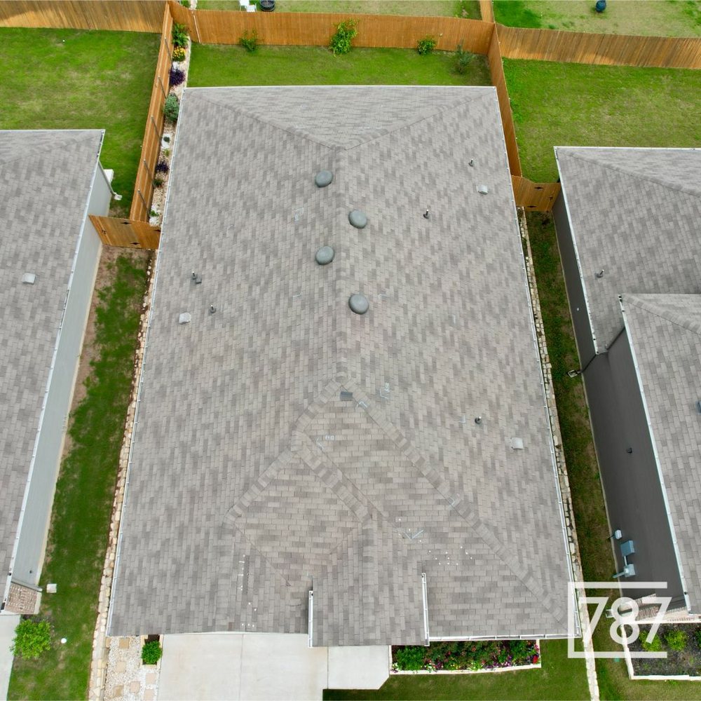 Slide of 787 Construction