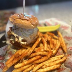 Bubba's 33 - Sunshine burger