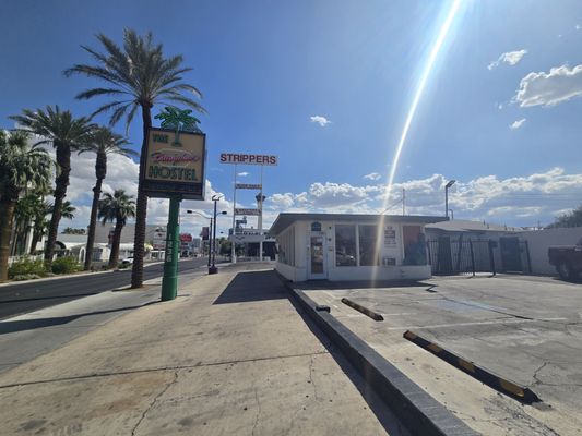 Bungalows Hostel by null