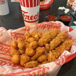 Freddy's Frozen Custard & Steakburgers